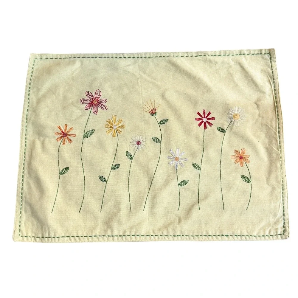 Tag Embroidered Floral Placemats and Napkins Set (4) Yellow Cotton Wildflower